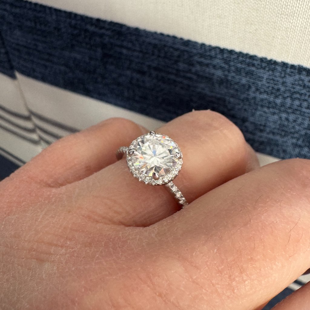 Nwt Wedding Ring - 925 Moissanite Ring 2.1 Ctw - Beautiful "Diamond" Ring Sz 7